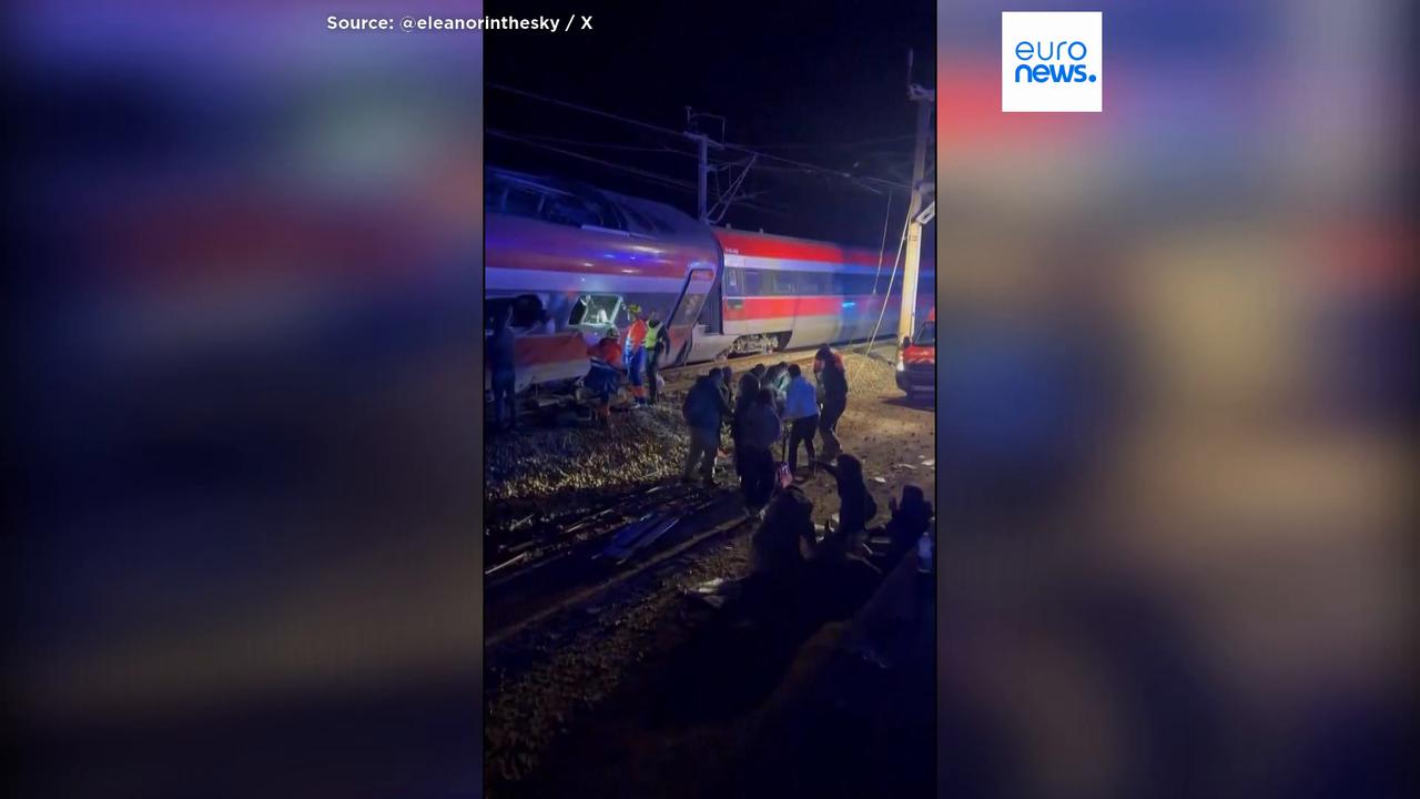 Video thumbnail for Death toll in Spain train collision rises to at least 39 as rescue efforts continue, police say