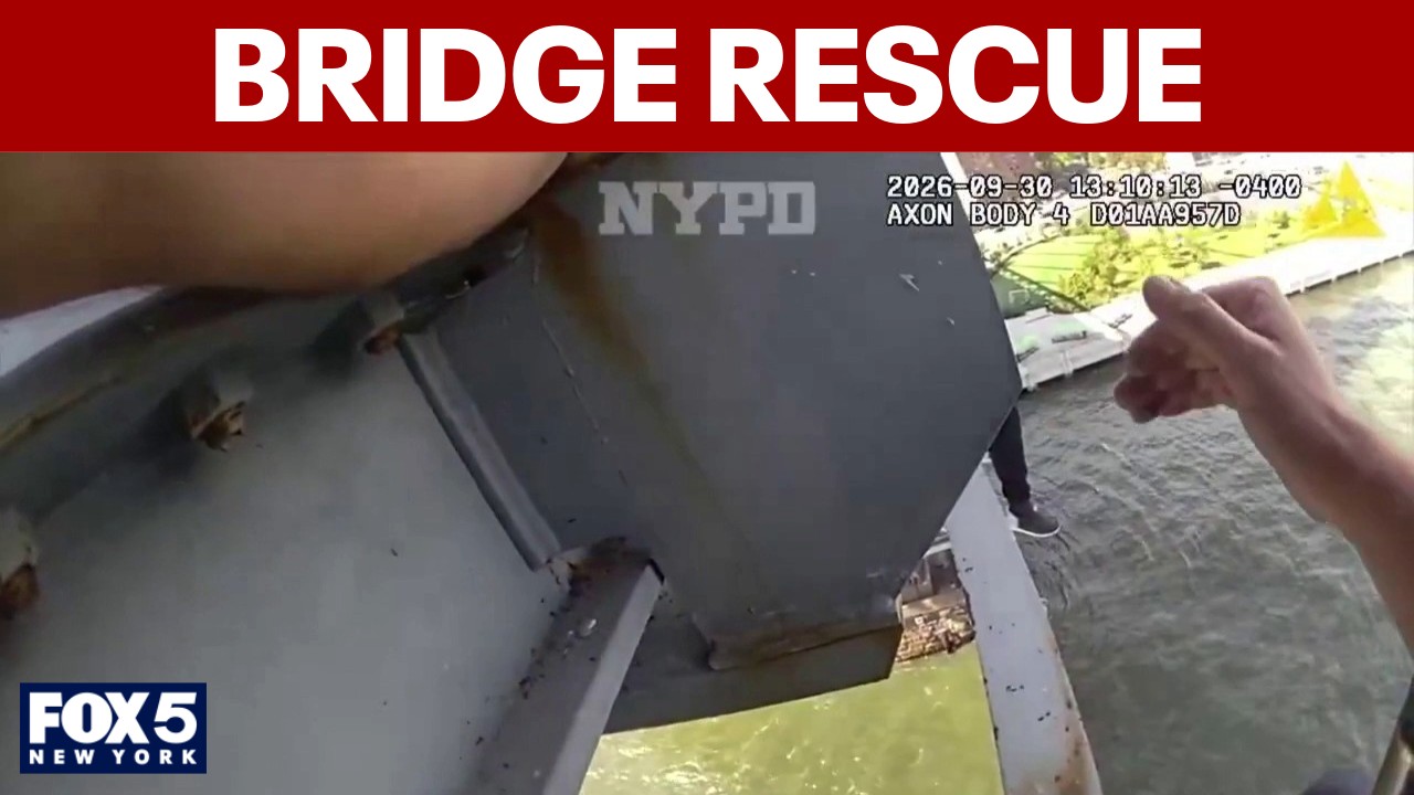Video thumbnail for Bodycam video shows NYPD saving teen on Williamsburg Bridge