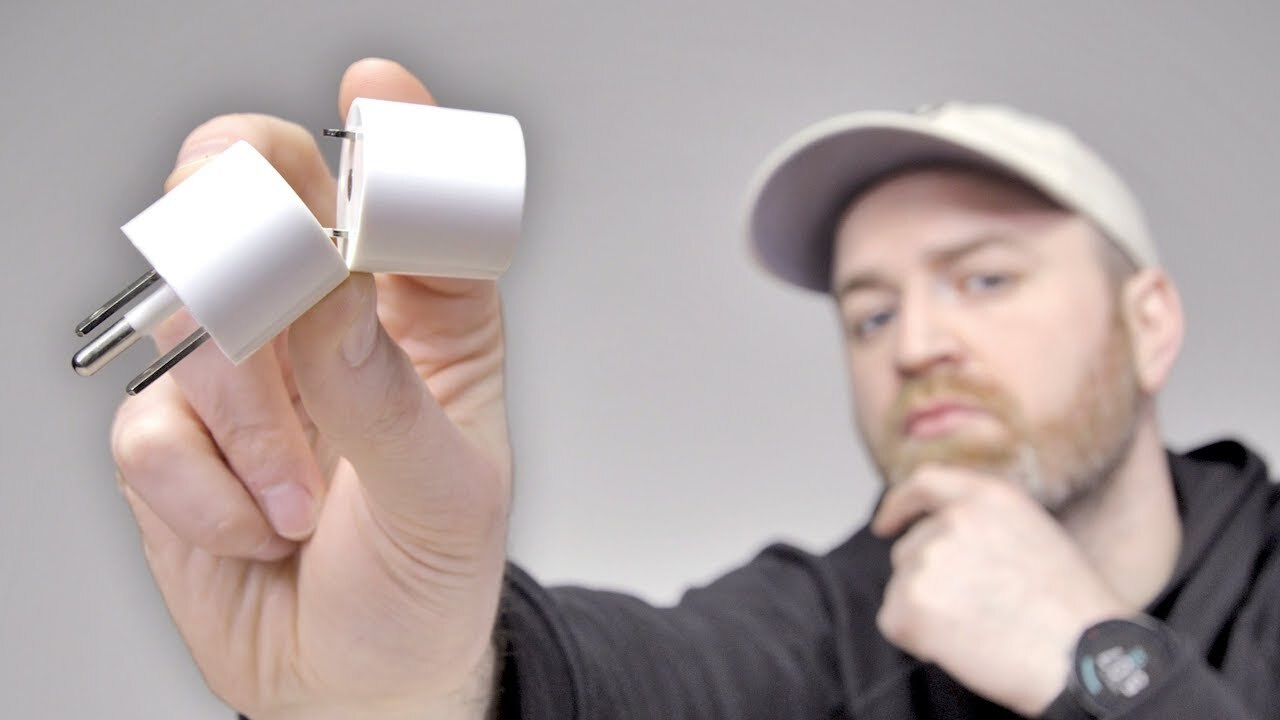 Video thumbnail for 5 Unexpectedly Cool Gadgets Under $30