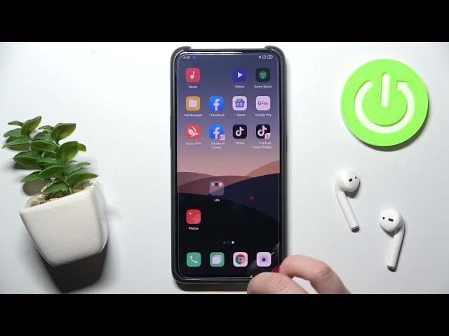 Video thumbnail for Creating Home Screen Folders on Oppo Reno 10X Zoom / How to create folder on home screen on 10X Zoom