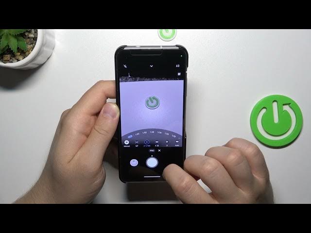 Video thumbnail for How to Enter & Use the Pro Mode on the Camera of ASUS Zenfone 10