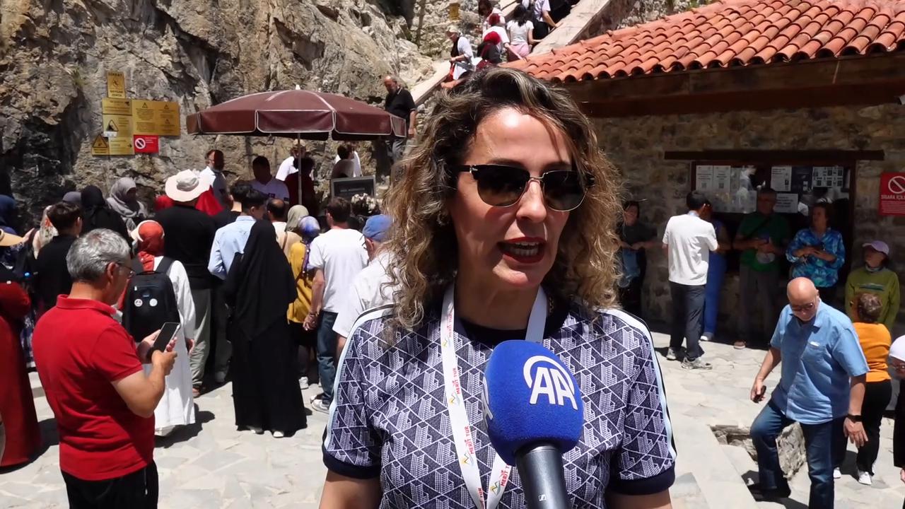 Video thumbnail for Türkiye: Historic Sumela Monastery draws thousands to northern Türkiye.
