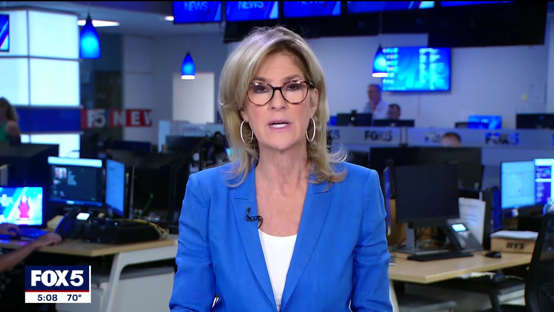 'Video thumbnail for Former Adams advisor gives reporter cash stuffed in bag of potato chips'