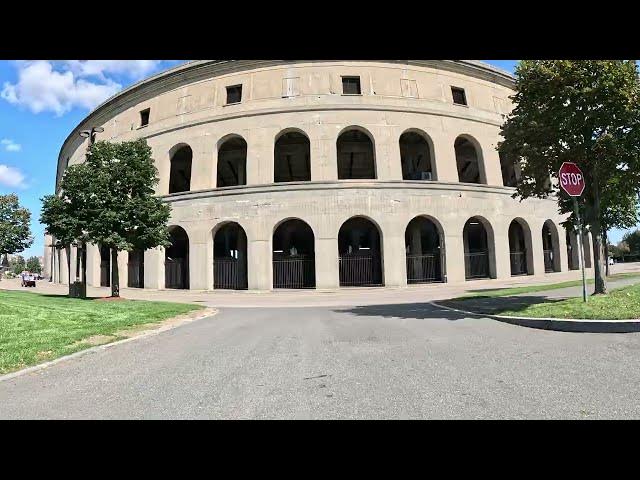 'Video thumbnail for 💥Tour Harvard Stadium, over the Bridge, JFK Memorial Park CAMBRIDGE on BIKE🚴🏻where, what, how much?'