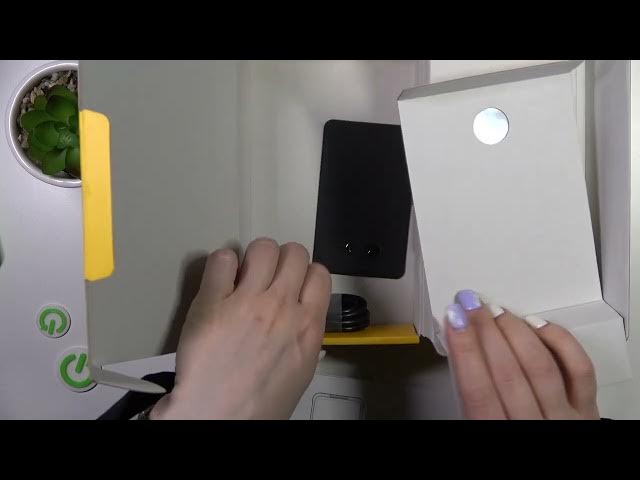 Video thumbnail for All Accessories in Box With Cat S53 - Unboxing