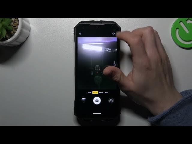 Video thumbnail for How to Apply Picture Aspect Ratio in Doogee V Max - Change Photo Width to Height
