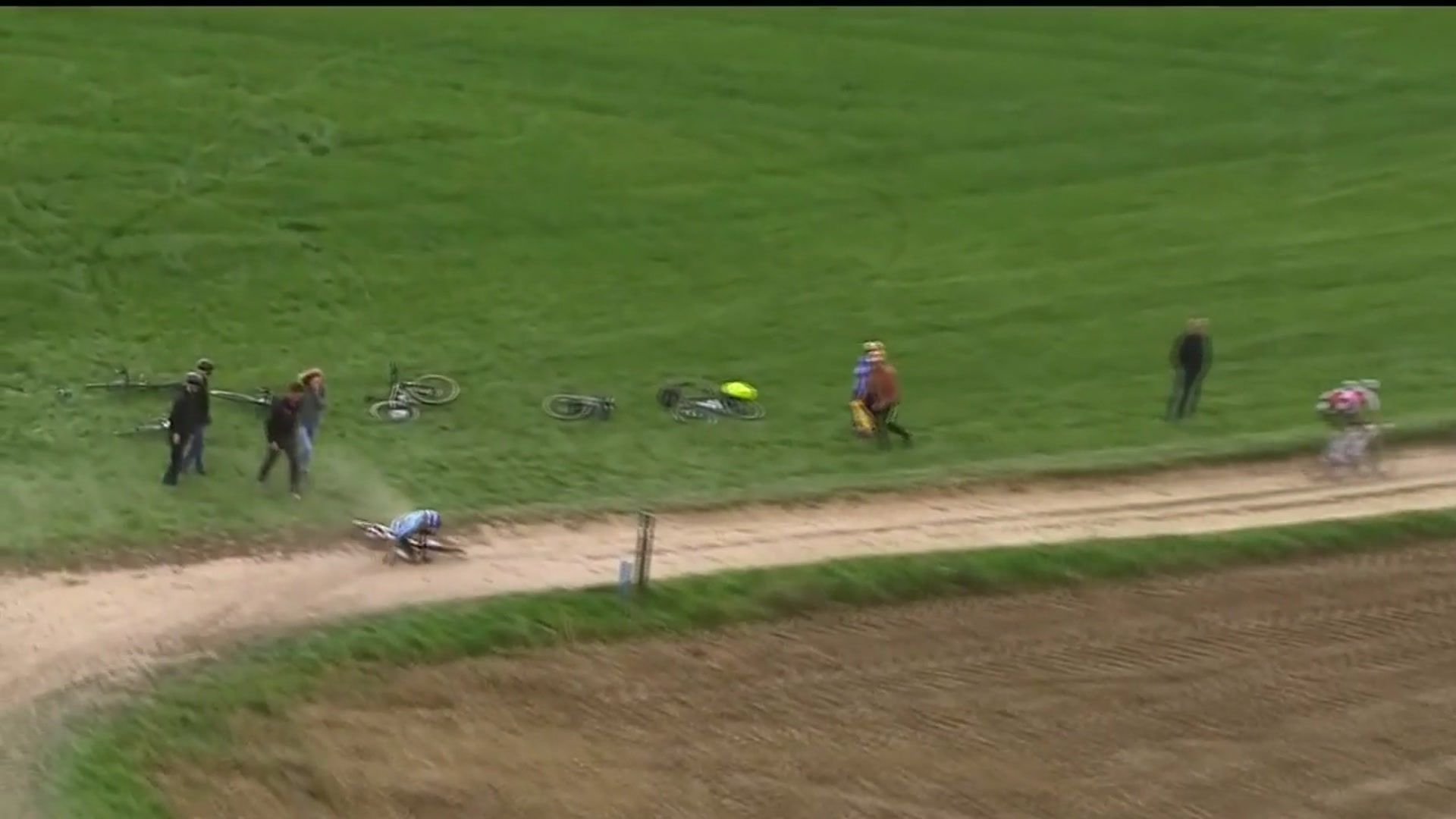 'Video thumbnail for Florian Vermeersch takes gold at UCI Gravel World Championships in Netherlands'