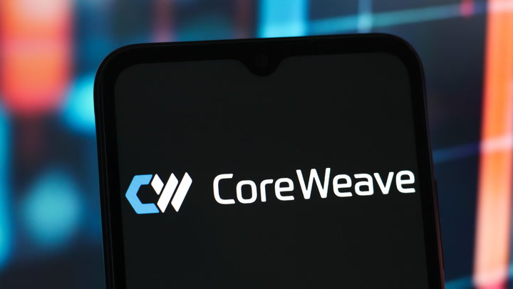Video thumbnail for CoreWeave’s Selloff Puts Ai Giants’ Sky-High Valuations Under Pressure