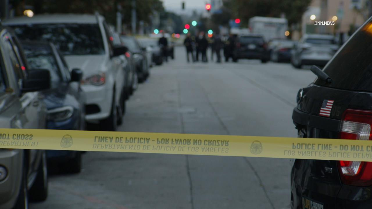Video thumbnail for US, Los Angeles: Hollywood Fatal Shooting.