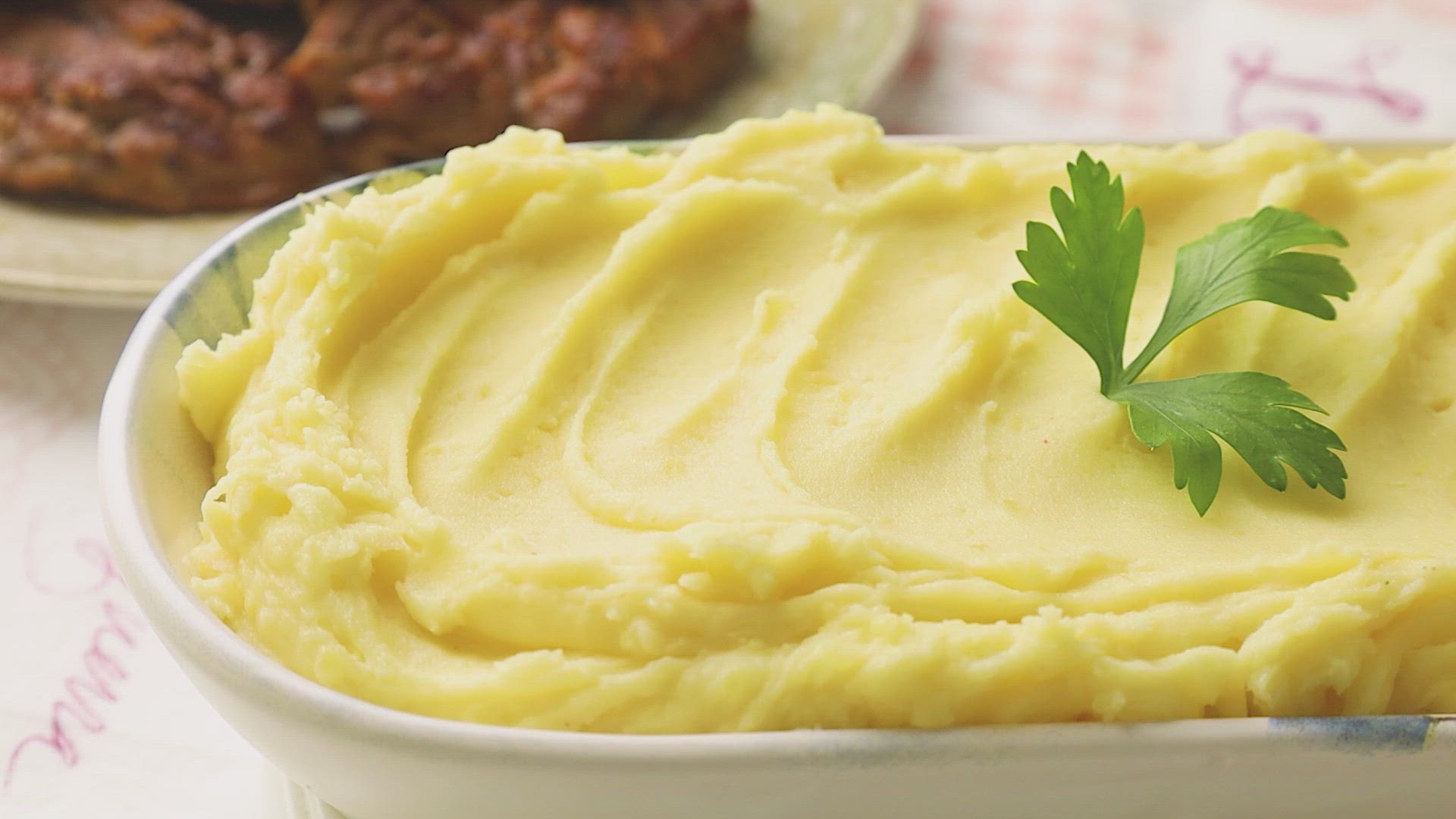 Video thumbnail for Mashed Red Potatoes