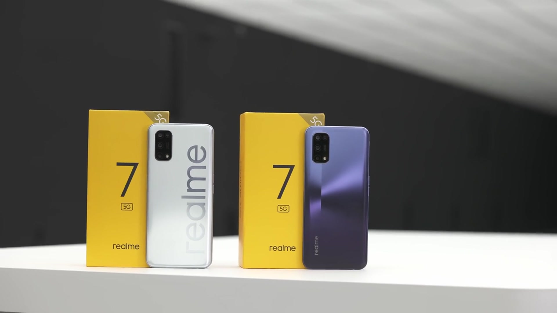 'Video thumbnail for Realme 7 5G Unboxing - 120Hz for under $300'