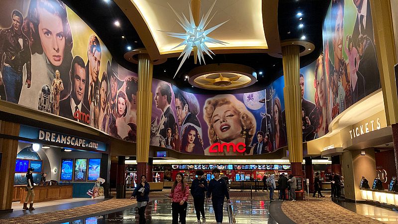 Video thumbnail for Allen Payne, Eva Marcille bring cult classic 'Jason's Lyric' film to the stage