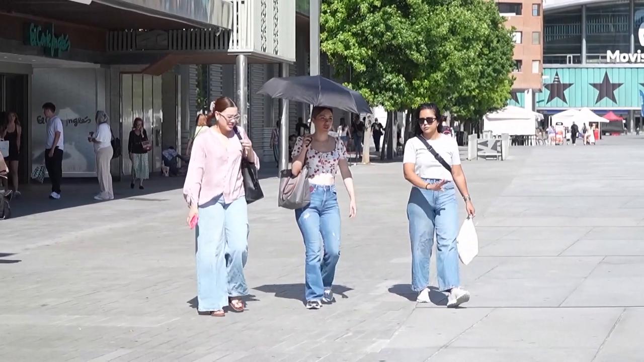 Video thumbnail for Spain: Extreme heatwave scorches multiple countries across Europe.
