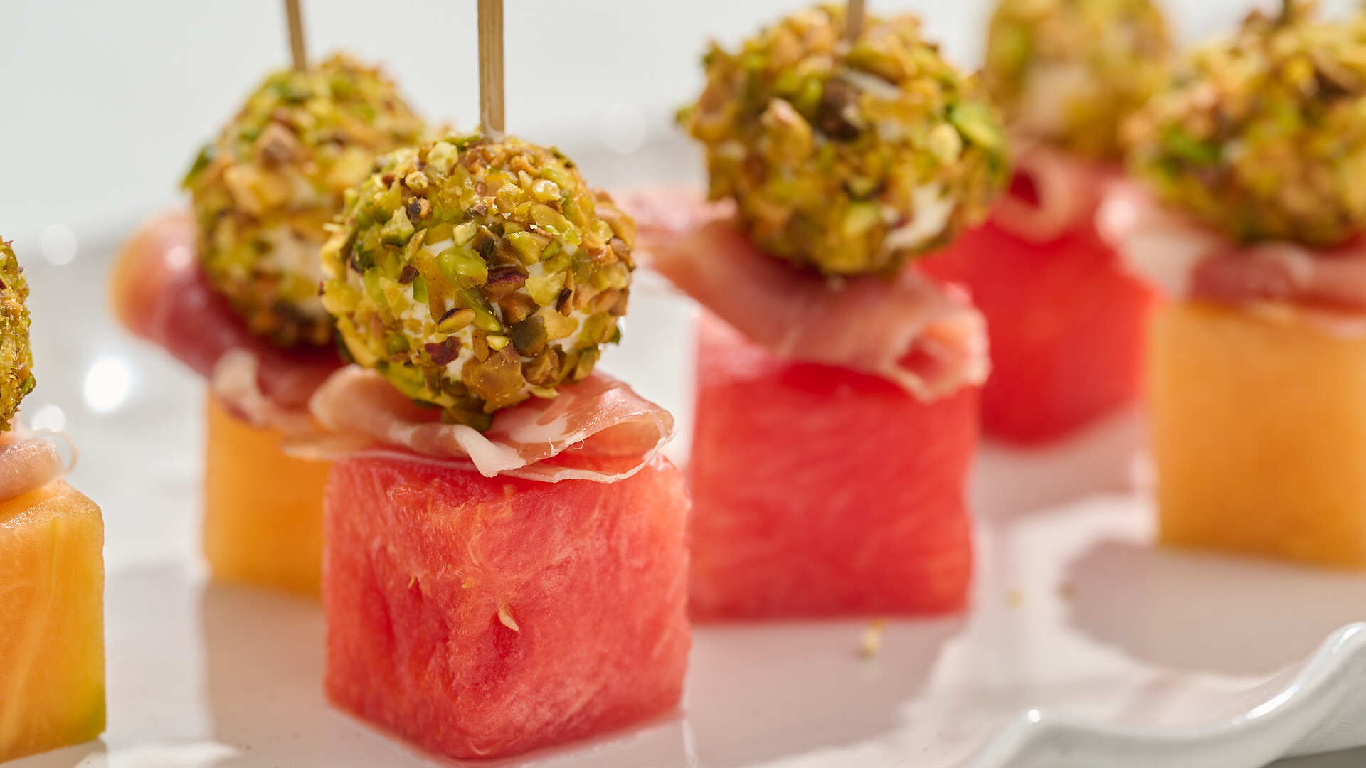 Video thumbnail for Mojito Melon Prosciutto Skewers Recipe