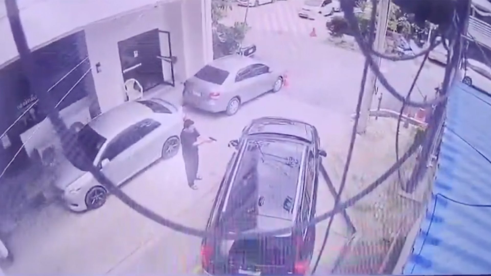 Video thumbnail for Former MP opens fire in Thailand’s second shooting within days