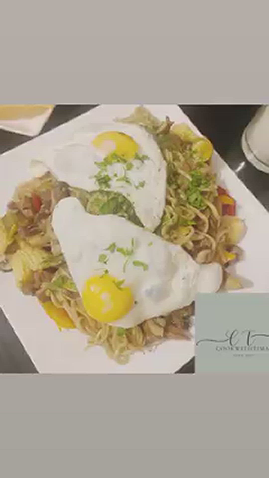 Video thumbnail for Stir-Fried Noodles with Lamb & Vegetables – Rich & Flavorful!