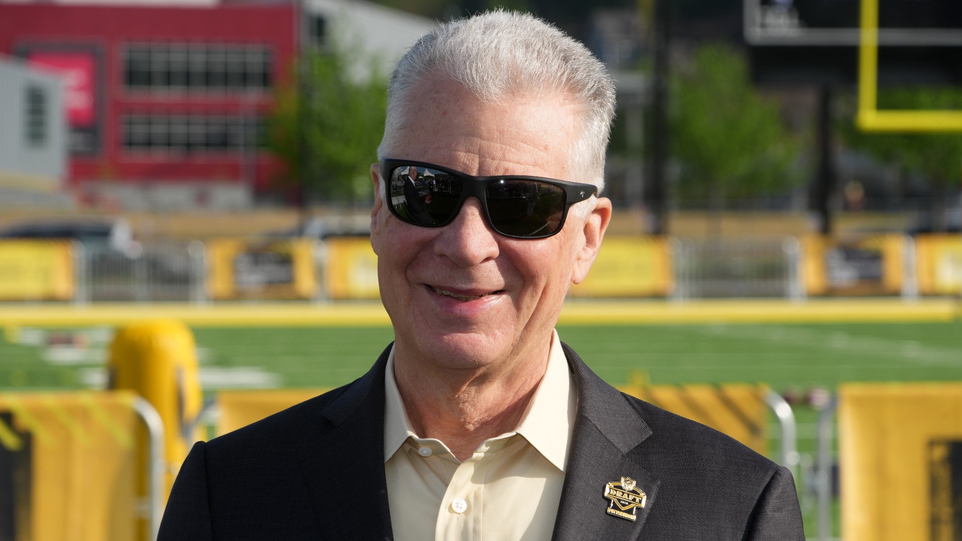 Video thumbnail for Pittsburgh Steelers' Decline: From NFL Cornerstone to League Joke