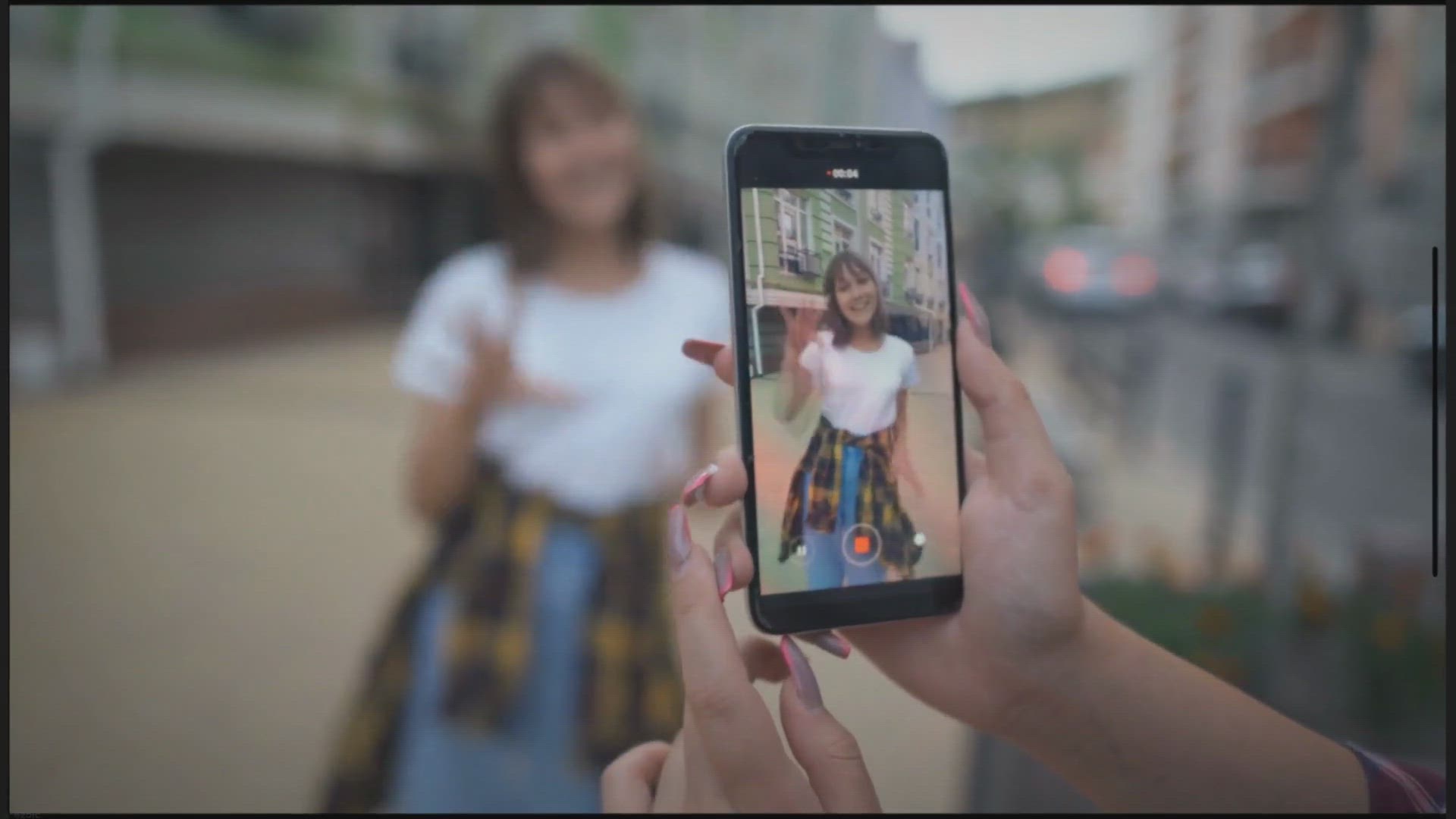 Video thumbnail for 23 YouTube Video Ideas For Teenage Girls