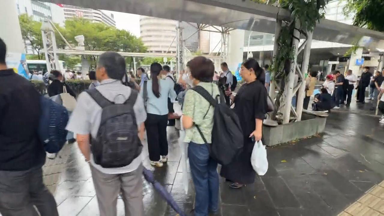 Video thumbnail for Japan: Torrential rain pounds eastern Japan.