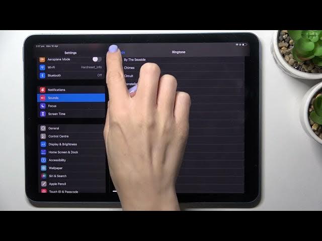 Video thumbnail for How to Change Ringtone in iPad Air 5th Gen WiFi - Apple iPad Air 2022