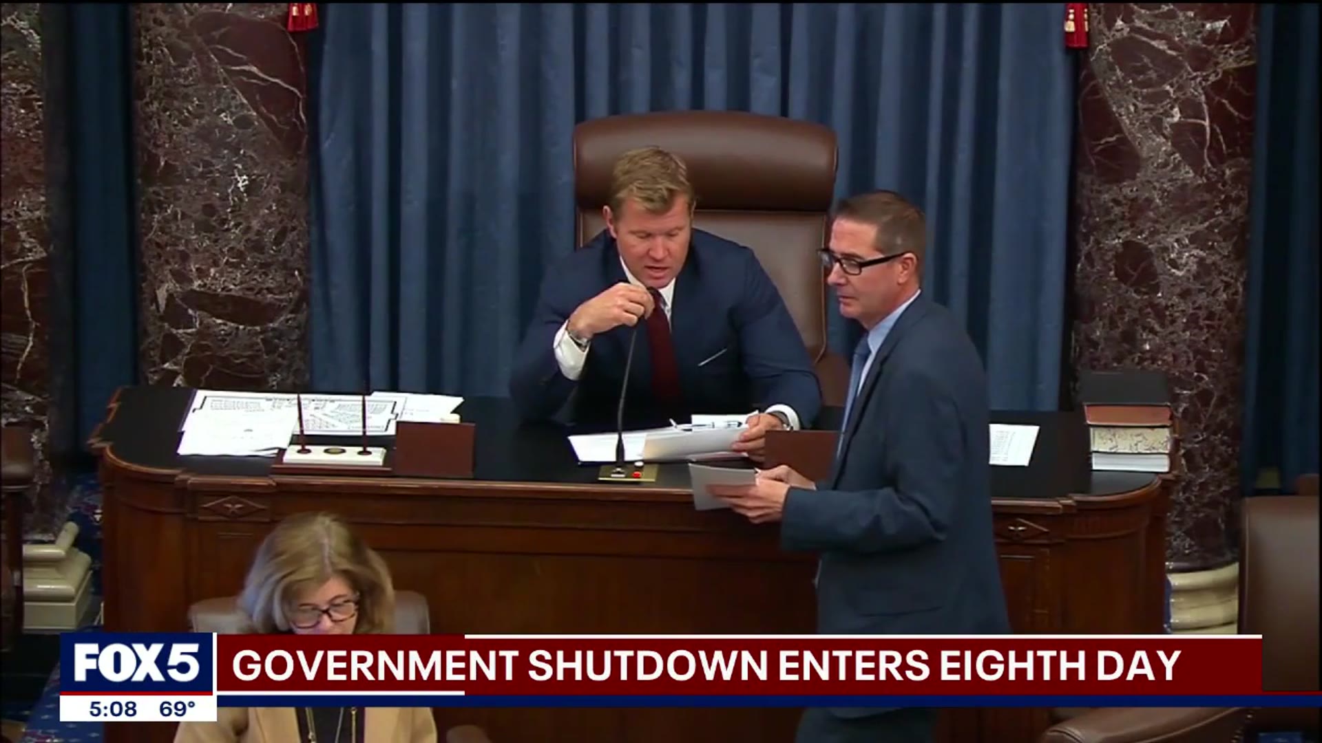 'Video thumbnail for NY lawmakers clash as government shutdown enters second week'