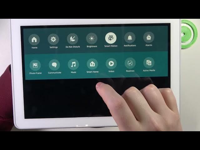 Video thumbnail for How To Change 12 & 24 Hour Clock In Amazon Echo Show 10 3Gen