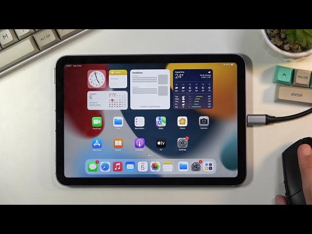 Video thumbnail for Tips & Tricks iPad Mini 2021 - The Best iPad Mini 2021 Features | Cool iPadOS Hacks