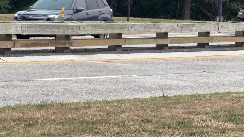 Video thumbnail for Man found dead after fatal crash on Robert Moses Causeway