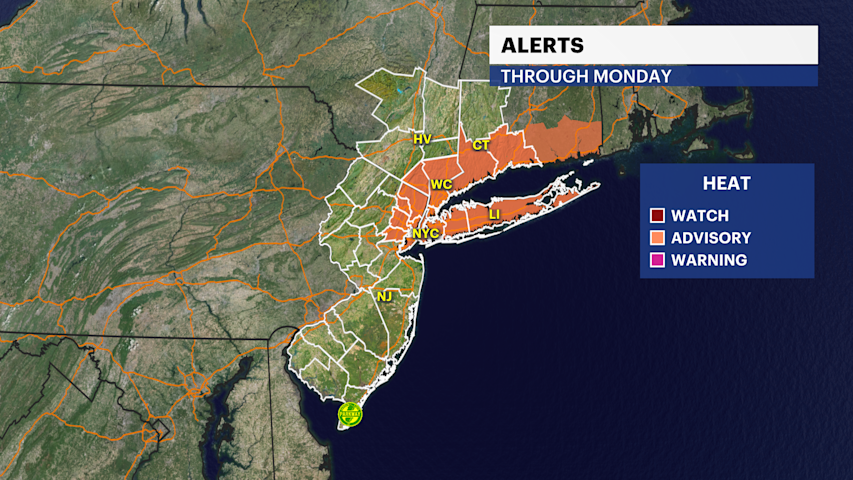 Video thumbnail for Hot and humid Monday in Brooklyn before big cool down late week