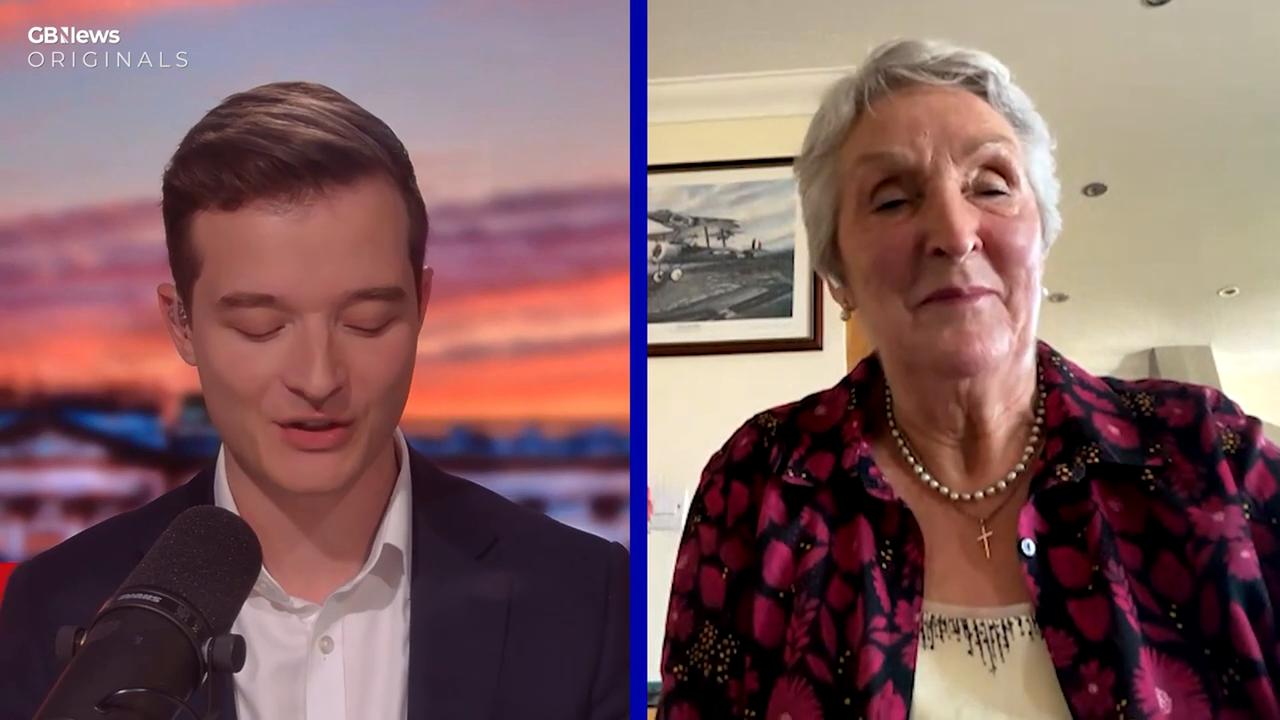 Video thumbnail for WATCH: Prince William leaves Cornwall resident 'flabbergasted' with heart-warming pasty surprise