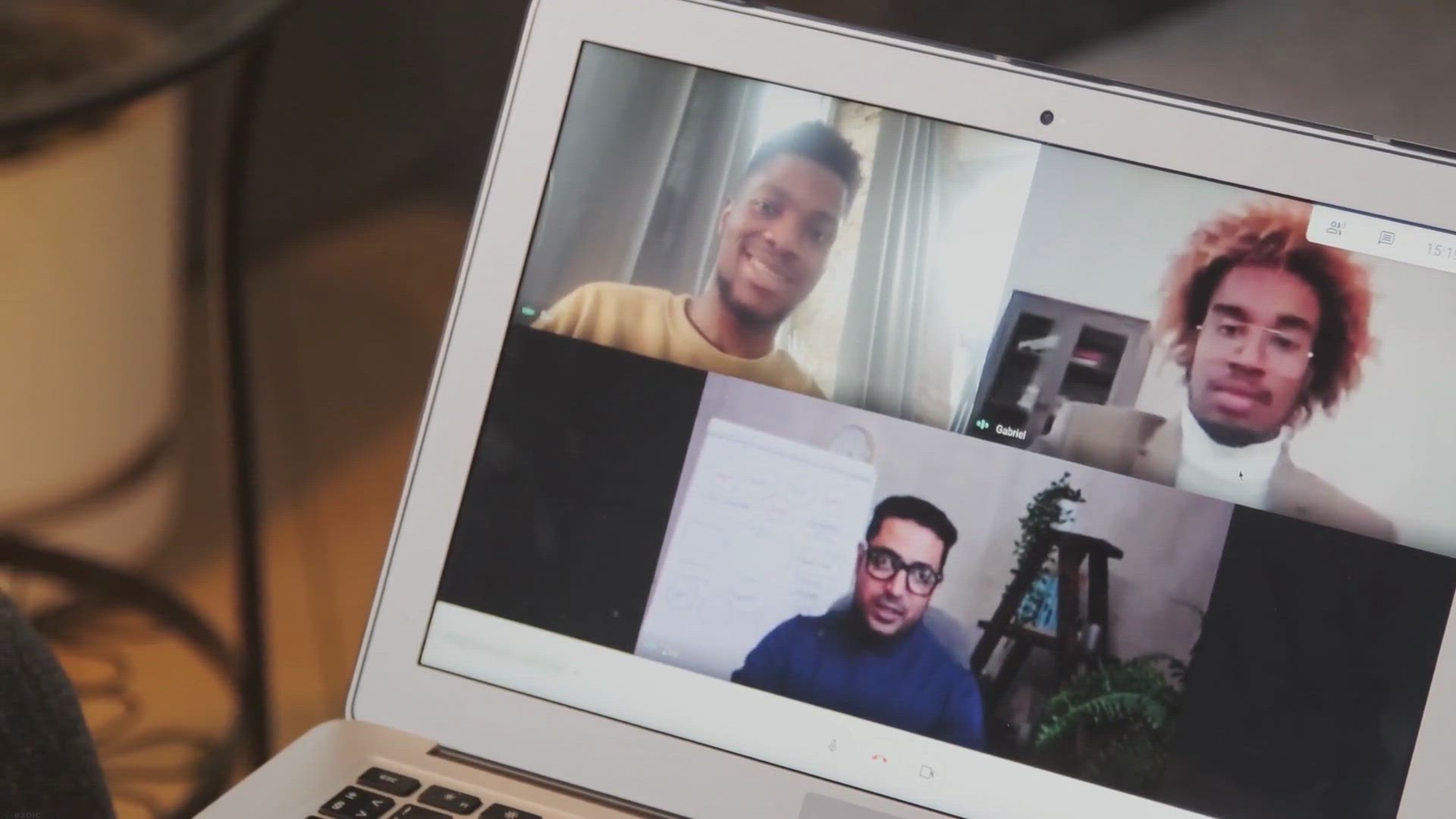 Video thumbnail for Online Jobs: The Gateway to Earning Money from the Comfort of Your Home