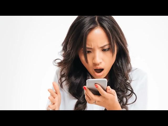 Video thumbnail for Pxwaxpy Solar Power Bank Review: High-Capacity Charging on the Go