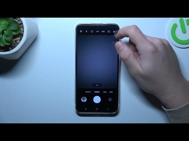 Video thumbnail for How to Change Photo Aspect Ratio on SAMSUNG Galaxy S24+