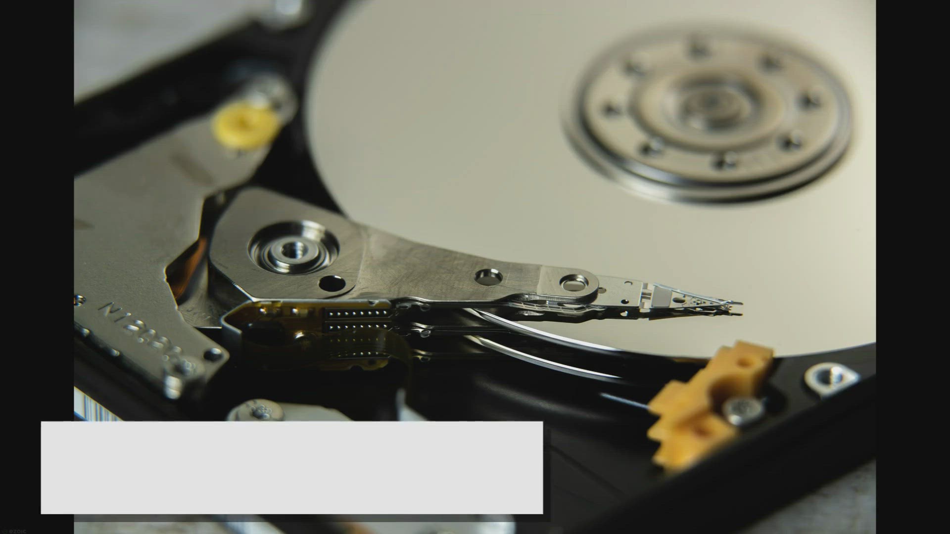 'Video thumbnail for Free Giveaway: Magoshare AweClone for Windows – Secure Disk Cloning Software with Lifetime License'
