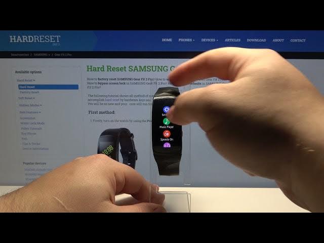 Video thumbnail for How to Change Font Size & Style in SAMSUNG Gear Fit 2 Pro – Personalize Font
