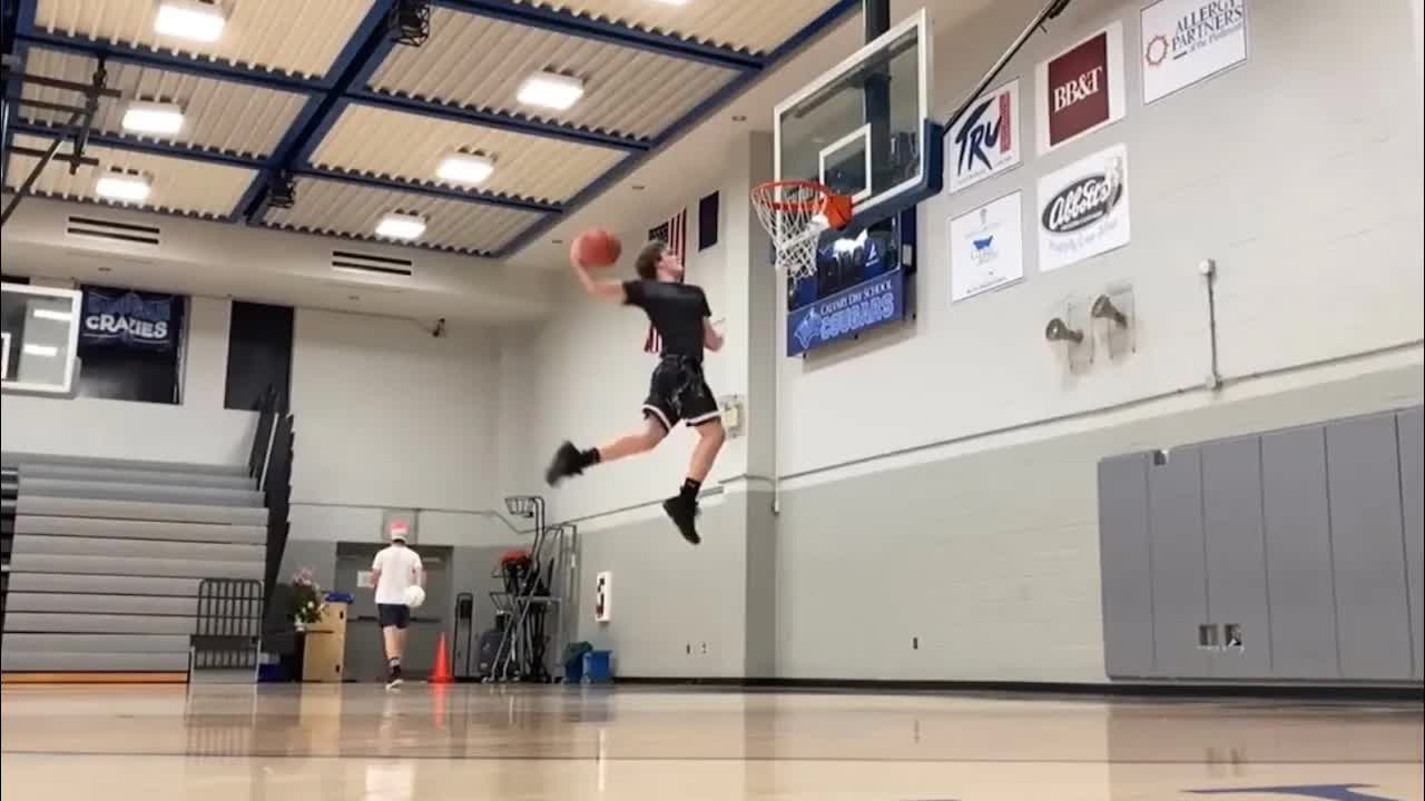 Video thumbnail for Travis Reynolds: Insane Dunk Meetup! Lost and Found Dunk Hit!