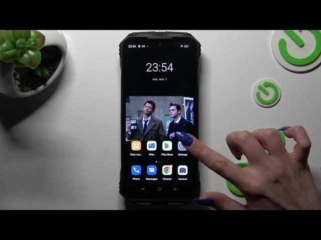Video thumbnail for How to Turn On Auto Brightness on DOOGEE V MAX – Turn Off Auto Brightness Option
