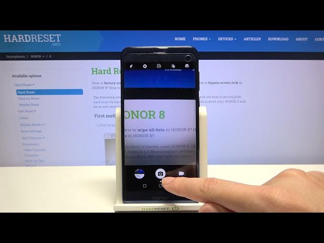 Video thumbnail for Take Burst Shot and Make Serial Photos - HUAWEI Honor 8