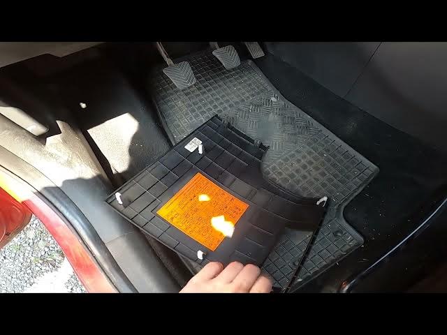 Video thumbnail for Where is Interior Fuse Box in Fiat Panda III Cross ( 2012 – 2016 ) - Find Interior Fuse Box