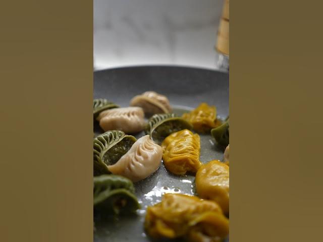 'Video thumbnail for Voglia di ravioli cinesi? 🥟 #gyoza #ravioli #padova #food #foodblog'