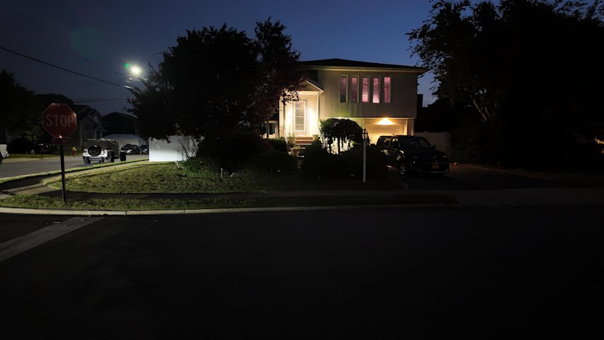 Video thumbnail for Nassau County police still investigating family disturbance that left 1 injured in North Massapequa