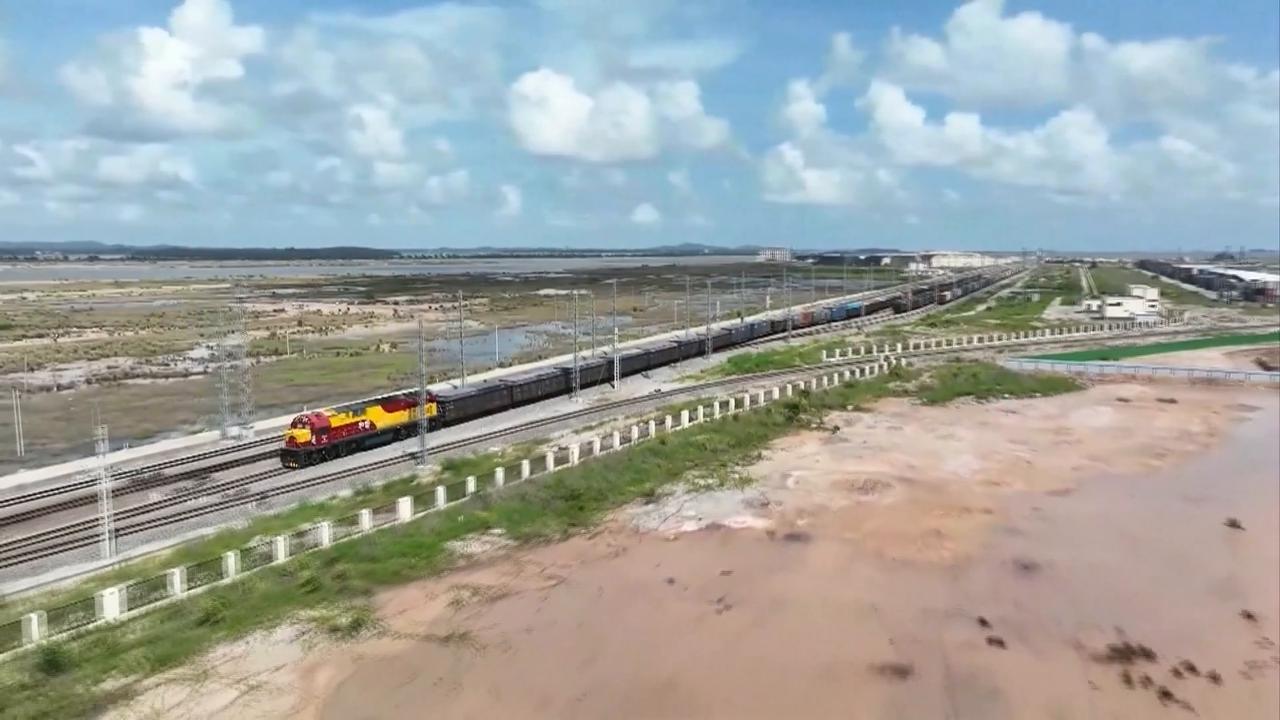 Video thumbnail for China: China, EU navigate path between trade balance, protectionism.
