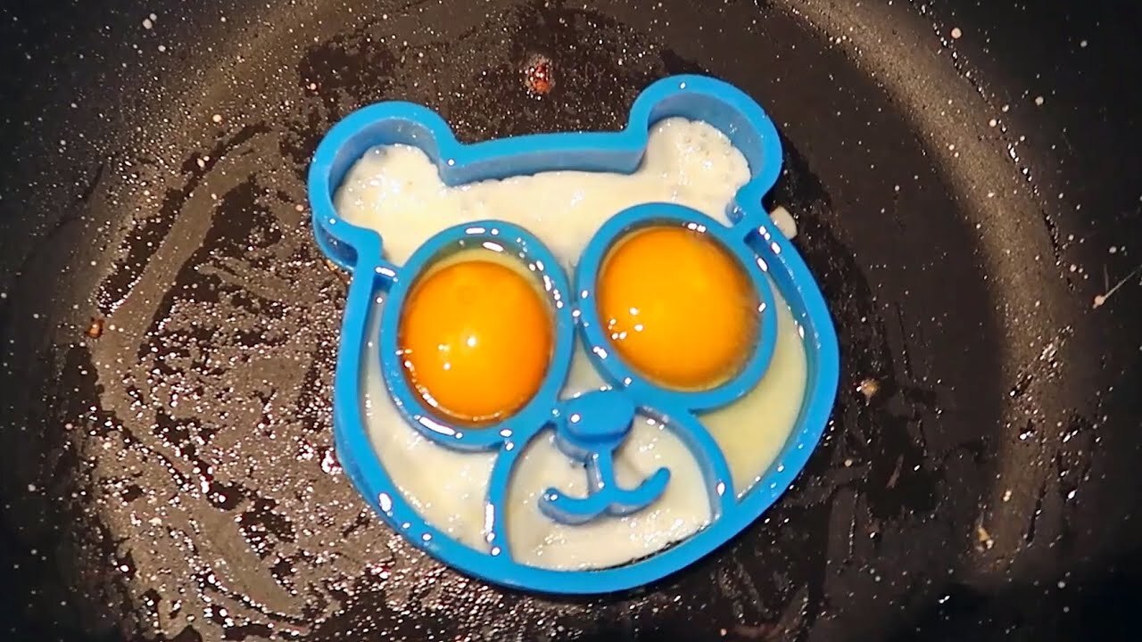 Video thumbnail for 16 Coolest Egg Molds