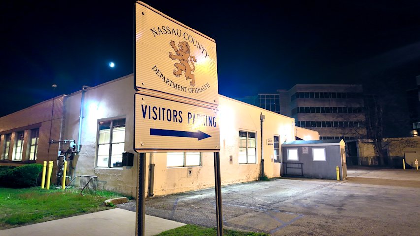 Video thumbnail for Unvaccinated child tests positive for measles in Nassau County, first positive case since 2024