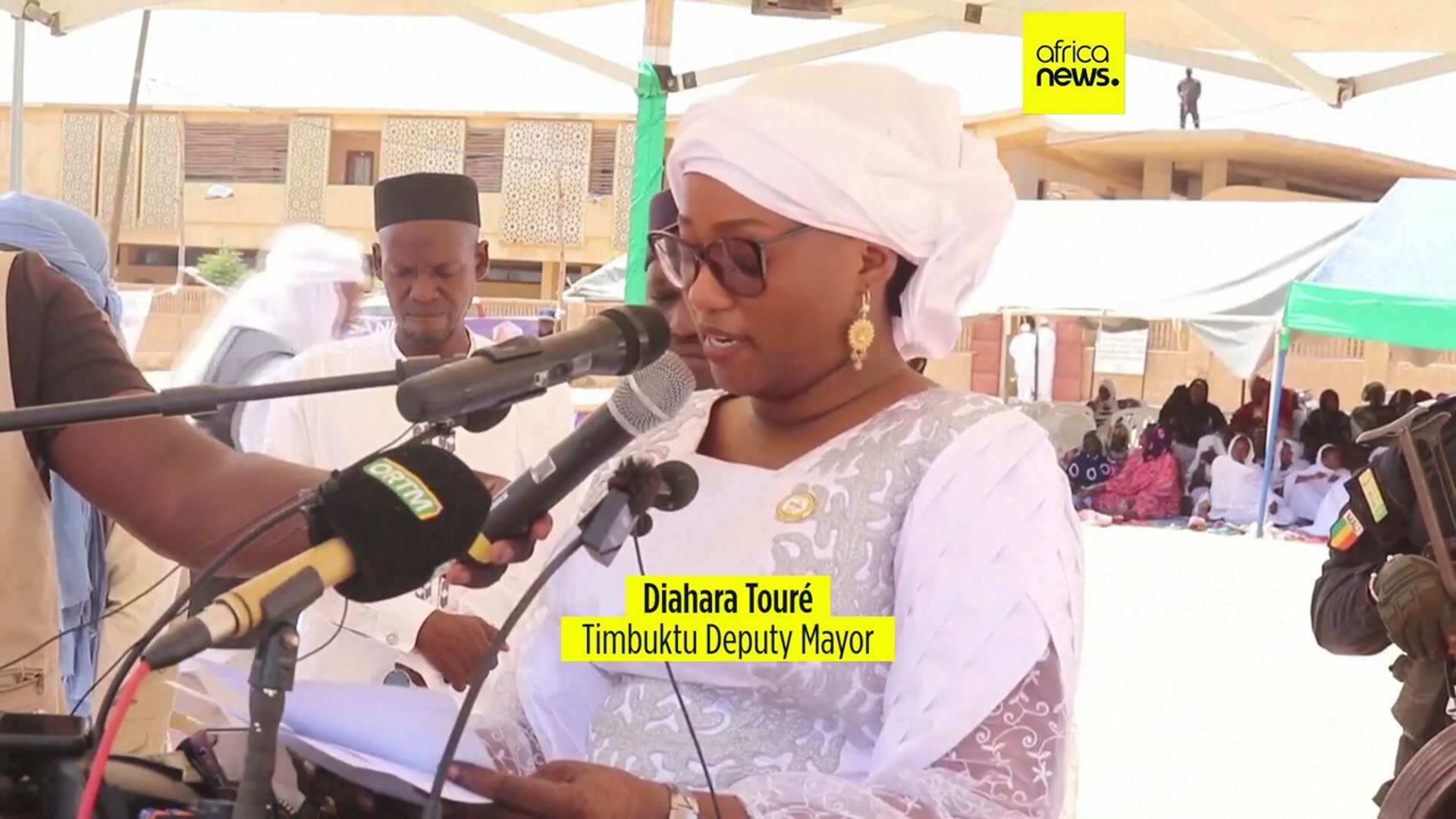 'Video thumbnail for Timbuktu's famed manuscripts return home after 13 years in Mali's capital'