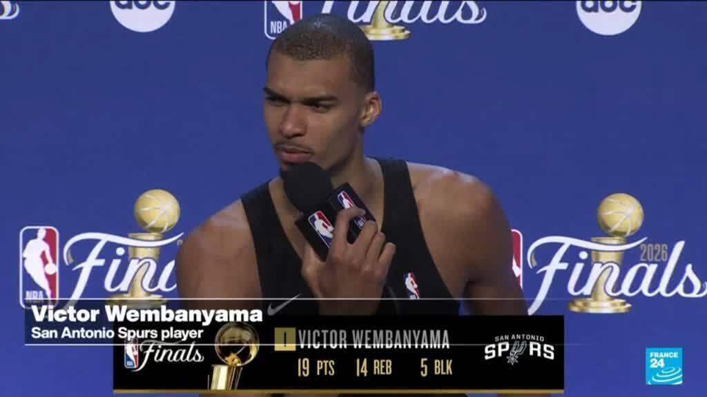 Video thumbnail for US: New York Knicks win first NBA championship since 1973