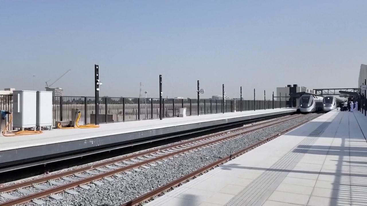 Video thumbnail for UAE: UAE launches first passenger railway with Chinese firms involved in construction.