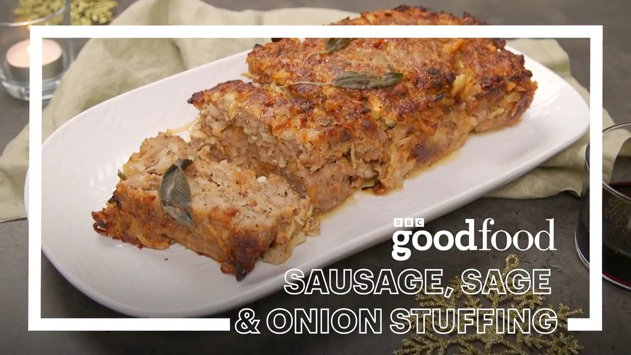 Video thumbnail for Sausage, sage & onion stuffing