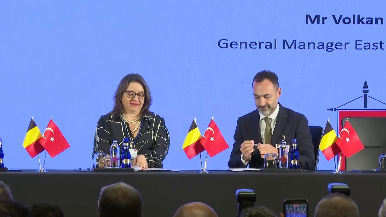 Video thumbnail for Türkiye: Turkish, Belgian companies sign agreements during official ceremony in Istanbul.