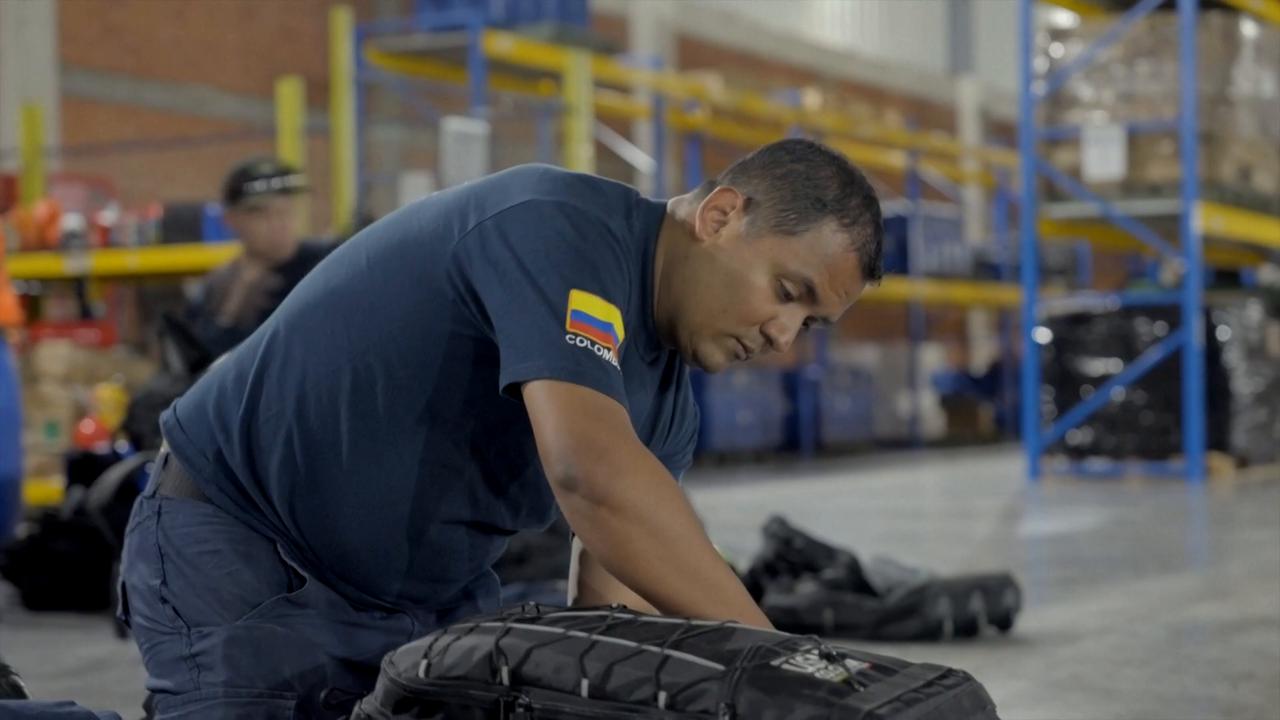 Video thumbnail for Colombia: Colombia sends elite rescue team to aid quake-stricken Venezuela.